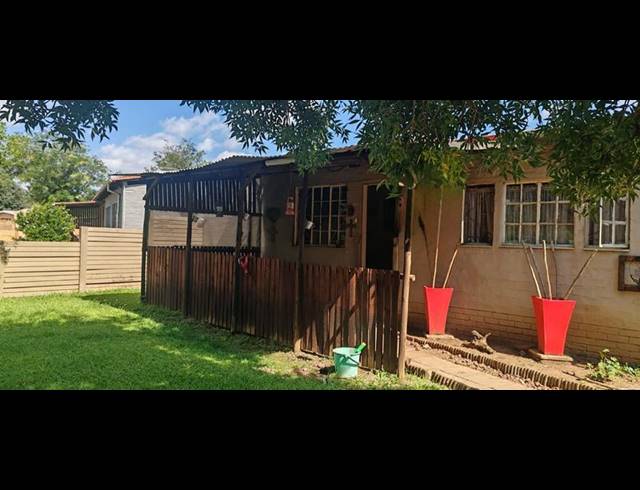 4 BEDROOM HOUSE FOR SALE IN DANVILLE